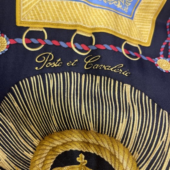 Hermes Scarf set Silk Satin - Picture 4 of 4